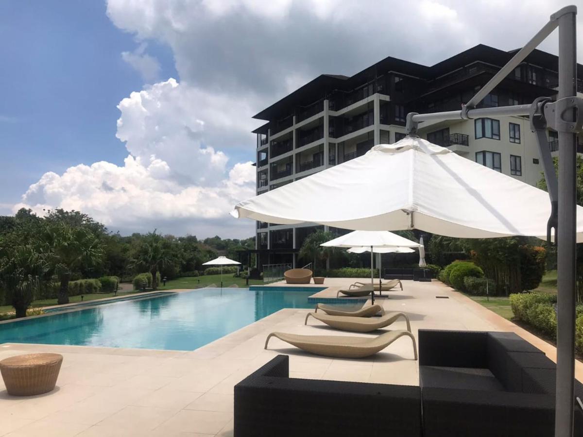 3 Bedroom / 2Ba - Anvaya Cove Courtyard Unit Morong  Exteriér fotografie